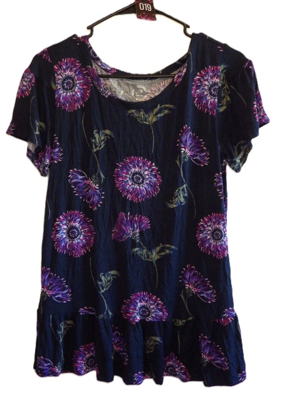 24/7, NWT navy blue w/purple floral, with ruffle on bottom of tee (Women's Mediu